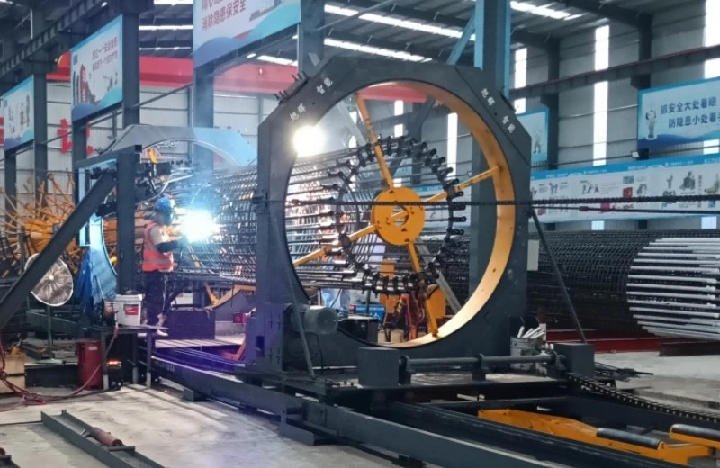 Servo-driven Steel Cage Machine Servo-driven Steel Cage Machine